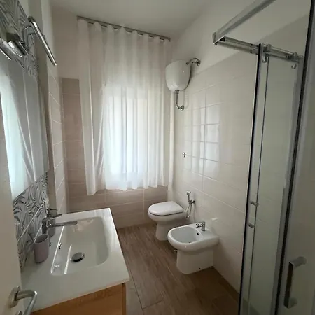 Greta House Luxury Pensión 3*